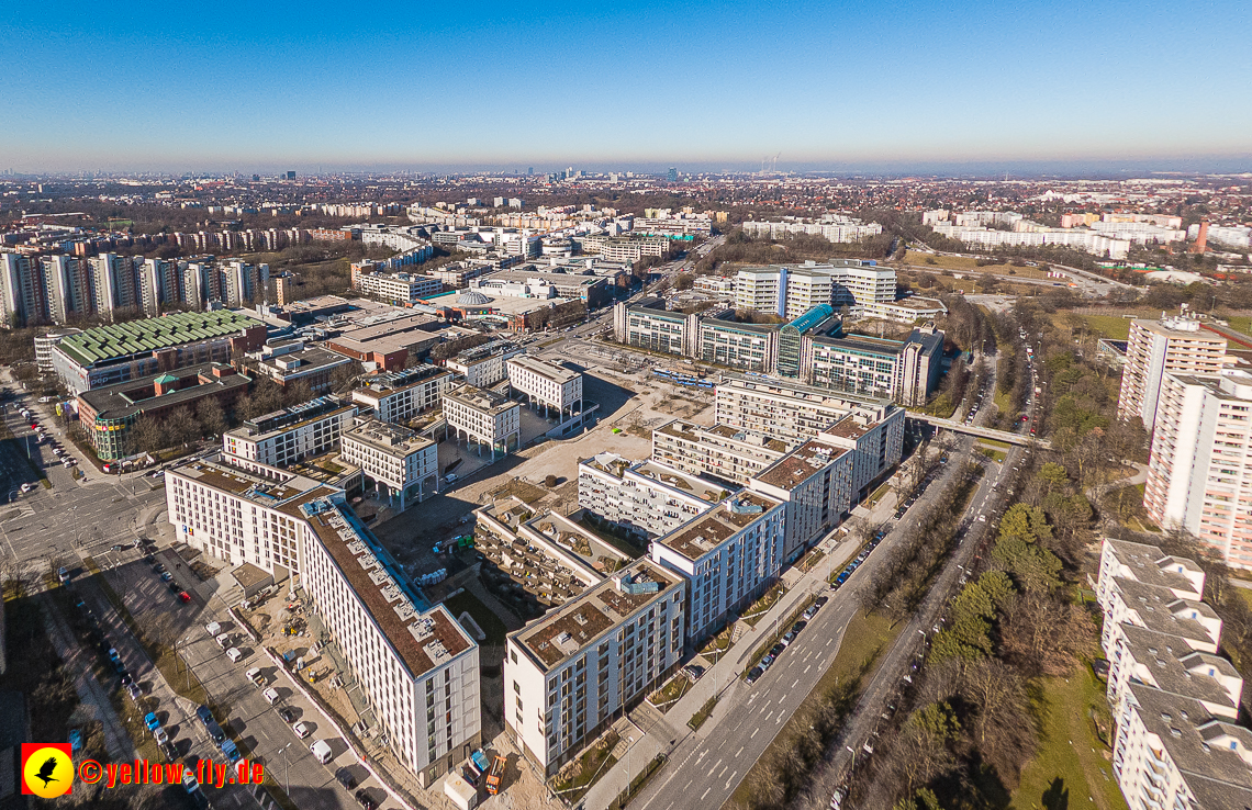 15.02.2023 - Luftbilder Perlach Plaza, Allianz, Wacker, Rentenversicherung, PEP